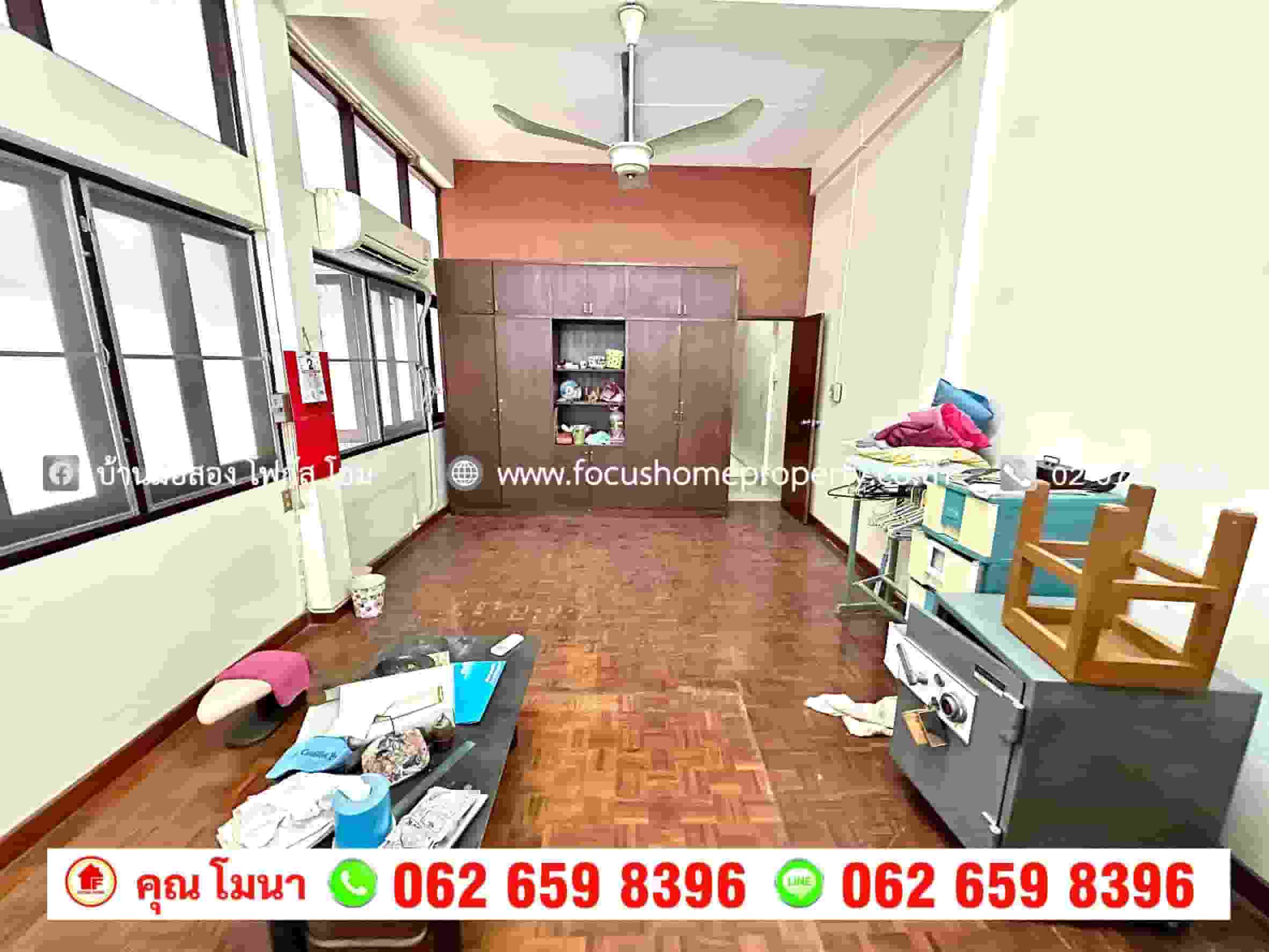 ขาย ตึกแถว 4 ชั้น บางลำพู หลังมุม